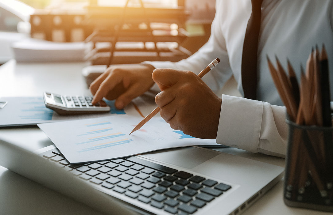 Payroll Compliance in California 2025: How Smart Automation Turns Rules into Business Growth.