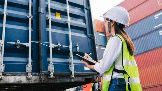 IRS Compliance Checklist for Logistics Companies: What Every Employer Should Know in 2026